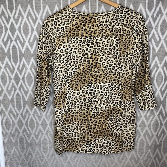 Chico’s Leopard Print 3/4 Sleeve Scoop Neck Tunic Shirt Size: Medium - Picture 2 of 3